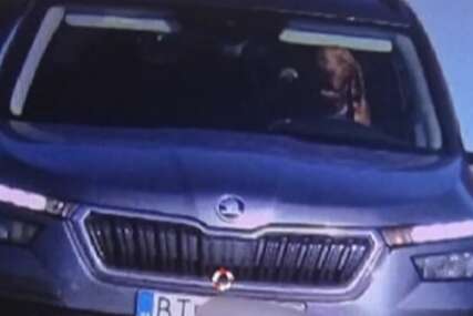 NESVAKIDAŠNJE! Pogledajte šta je saobraćajna kamera snimila na autoputu u Slovačkoj