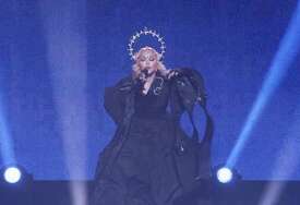 Madonna ponovno tužena zbog kašnjenja na koncertima