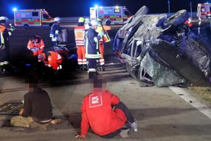 Njemačka: Sedam osoba poginulo u prevrtanju vozila kojim su vjerovatno krijumčareni migranti