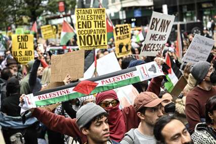 Skupovi propalestinskih i proizraelskih demonstranata u New Yorku (FOTO)
