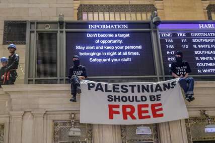 Židovski pokret blokirao njujorški Grand Central, poručuju: "Palestina treba biti slobodna!" (VIDEO)
