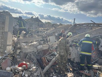 Broj žrtava ruskog napada na selo Hroza povećan na 51