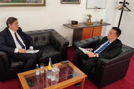 Ministar Lakić sa šefom Ureda Svjetske banke u BiH o tranziciji energetskog sektora