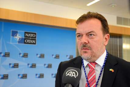 Perović: NATO odlučan da odgovori na secesionističke prijetnje u Bosni i Hercegovini