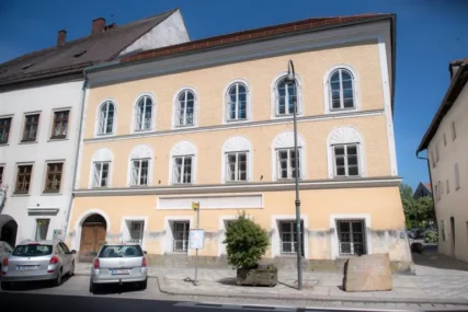 Počeli radovi: Hitlerova rodna kuća se pretvara u policijsku stanicu