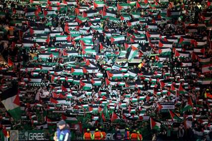 Navijači Celtica obojili stadion zastavama Palestine (FOTO+VIDEO)