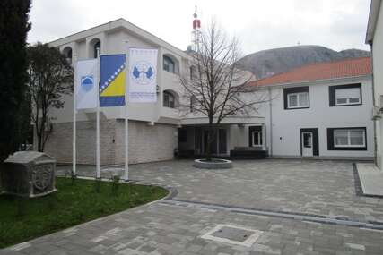 Promocija Bosanskog pravopisa Refika Bulića u Mostaru