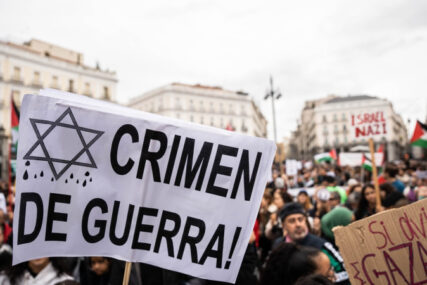 PROTESTI PROTIV IZRAELA Hiljade Španaca na ulicama Madrida zahtijevalo prekid genocida (VIDEO)