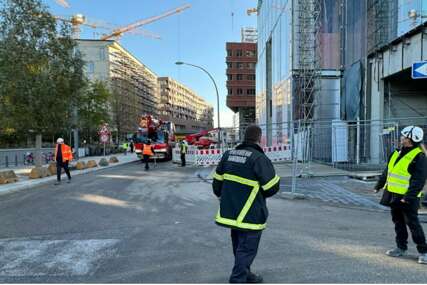 Teška nesreća u Njemačkoj: Pale skele na gradilištu - nekoliko radnika zatrpano, ima mrtvih
