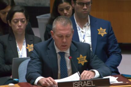Izraelski ambasador nosio žutu zvijezdu u UN-u. Šef Yad Vashema: Sramotite žrtve holokausta