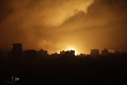 Izrael silovito bombarduje Gazu iz zraka