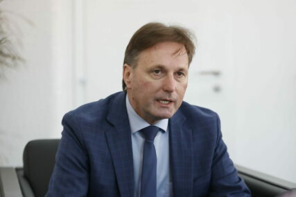 Ministar Kemal Hrnjić