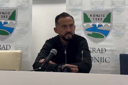 Mulalić na press konferenciji "pecnuo" Bašića: Ho-ruk pobjeda! (VIDEO)