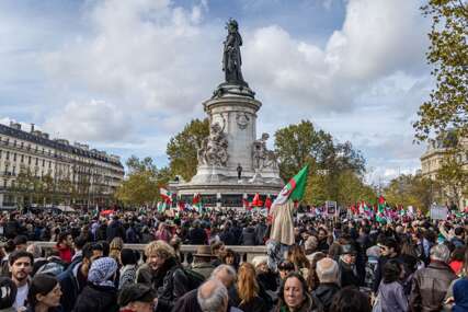 Uprkos zabrani: U Parizu protesti podrške Palestini