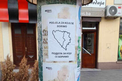 U Tuzli je neko zalijepio plakate za podjelu BiH između Srbije i Hrvatske