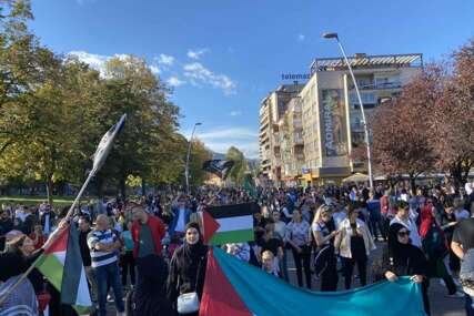 Veliki odziv građana na skupu podrške Palestini u Zenici, pridružio im se i Ramo Isak