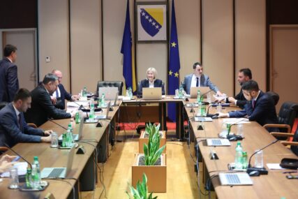 Vijeće ministara danas o zaduženosti Bosne i Hercegovine    