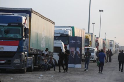 U Gazu ušla 102 kamiona s humanitarnom pomoći