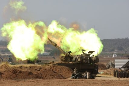 Izrael nastavlja ofanzivu u Gazi, u bombardiranju Khan Yunisa ubijene desine ljudi