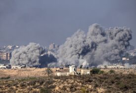 Izraelska vojska saopštila da je izvela napade na najmanje 200 lokaliteta u Pojasu Gaze