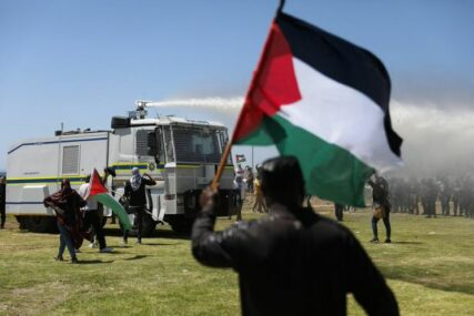 Proizraelske i propalestinske grupe sukobile se u Južnoj Africi (VIDEO)