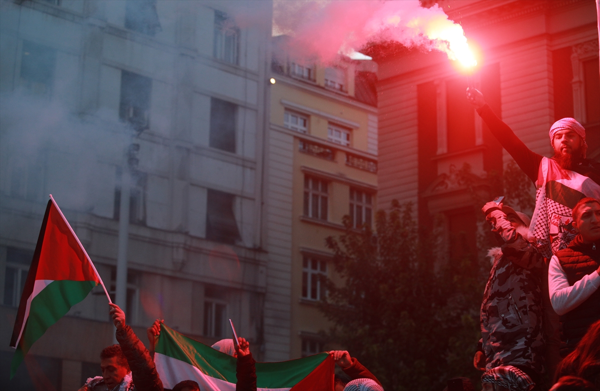 Beograđani Izašli Na Ulice I Podržali Palestinu: "Ovo Smo Uradili U ...