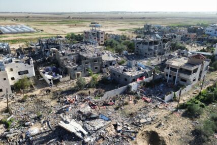REZULTAT ZVJERSKOG BOMBARDOVANJA IDF-a Novih 160 tijela izvučeno ispod ruševina u Pojasu Gaze