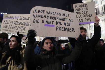 Masovni protesti u Amsterdamu protiv antiislamskog populiste (FOTO)