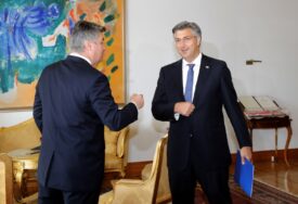 Milanović i Plenković dogovorili termin sjednice Vijeća za odbranu