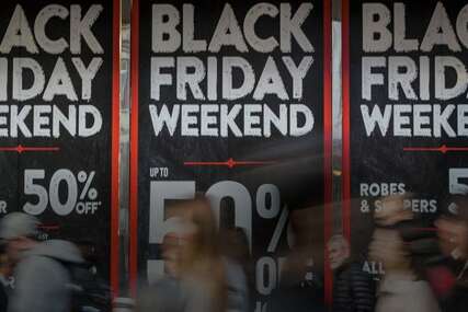 Rekordan broj kupaca u SAD-u za Black Friday, ali manje popusta zbog visokih cijena