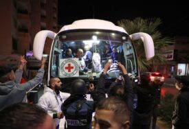 Iz izraelskog zatvora pušteno 30 palestinskih žena i djece