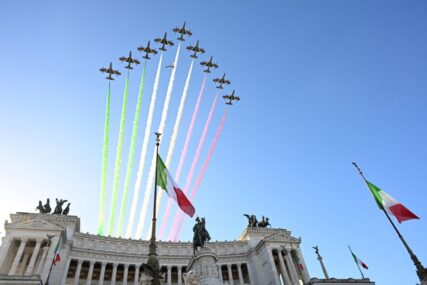 Lider opozicije traži od Vlade Italije da obustavi isporuku oružja Izraelu