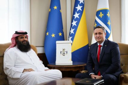 Bećirović i ambasador Al-Atija: Potrebno dodatno unaprijediti ekonomske odnose BiH i Katara