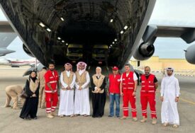 Katar uputio 27 aviona sa 910 tona pomoći za Gazu