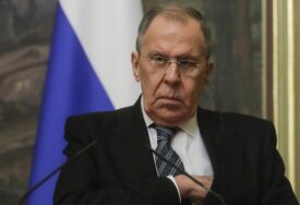 Lavrov: Zapad pokušava skrenuti pažnju sa Gaze optužbama o iranskim nuklearnim ambicijama