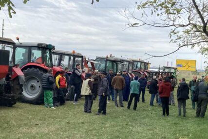 Nezadovoljni srbijanski poljoprivrednici na pregovorima s premijerkom Brnabić