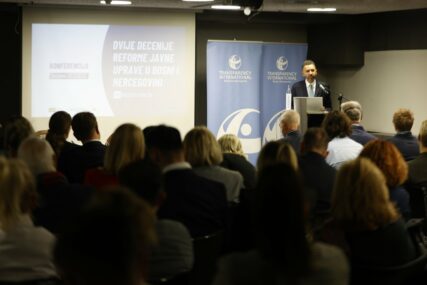 Reforma javne uprave u BiH u početnoj fazi, potrebna politička volja za ubrzanje procesa