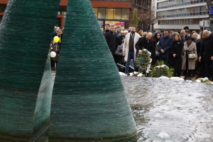 Dan opsade Sarajeva: “Stazom sjećanja” pomen na 11541 ubijenog građanina