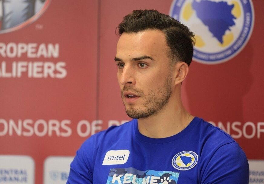 Haris Tabaković