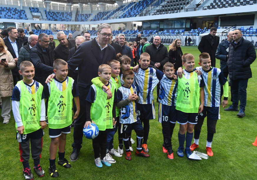 Aleksandar Vučić na stadionu Legator