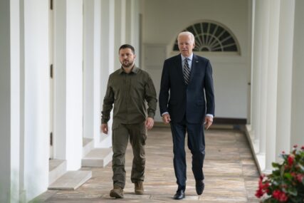 Zelenski i Bidenovi saradnici obrazlažu američkim senatorima potrebu nove vojne pomoći Ukrajini