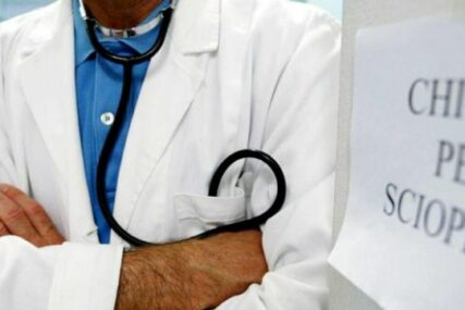 Ljekari i medicinske sestre u Italiji u 24-satnom štrajku širom zemlje