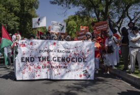 Hiljade na skupu podrške Palestini u Johannesburgu: "Izrael je ubica djece"