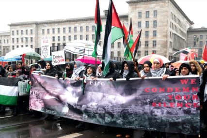Uprkos nevremenu: Hiljade ljudi prisustvovalo maršu podrške Palestini u Njemačkoj