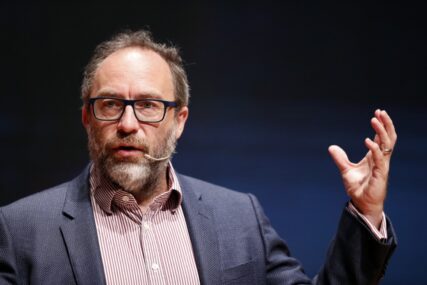 Tvorac Wikipedije Jimmy Wales: "ChatGPT je užasan alat vještačke inteligencije"