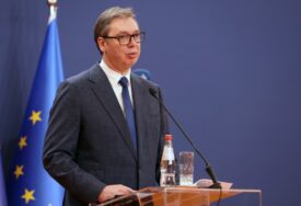 Vučić tvrdi: Neće biti izbora na Kosovu zbog Kurtija