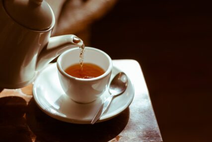 U čaju pronađen sastojak vrlo opasan za jetru i pluća! Ako imate ovaj čaj kući nemojte ga piti!