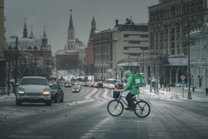 U dijelovima Sibira izmjereno minus 50 stepeni Celzijusa, Moskva pod snijegom