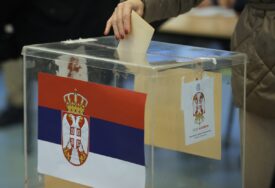 Đilas: Kakvi izborni uslovi kada u Beogradu glasaju Dodik i Stevandić