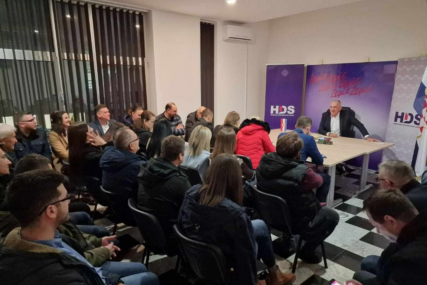 U Žepču se osniva nova politička stranka, HDS kao odgovor na politike HDZ-a